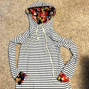 Long sleeve hooded tshirt